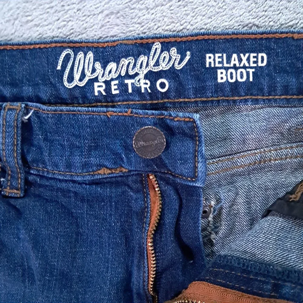 Wrangler Retro Jean Men 33x29, Tag 32x30 Relaxed Boot Cut Blue Denim 10WRT20JH